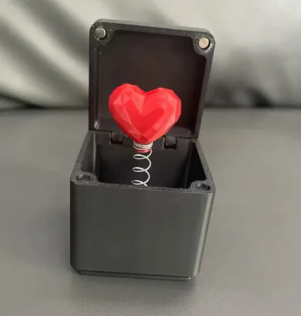Pop-Up Heart Prank Box Desk Toy